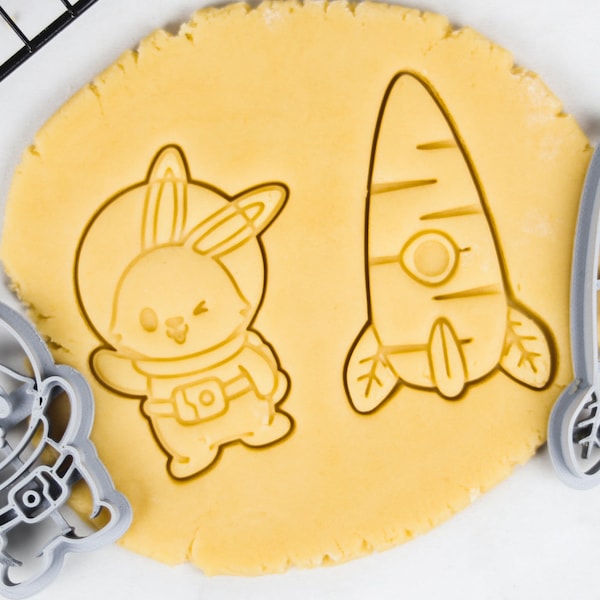 Rabbit Astronaut and Carrot Spaceship - Set/Individual - Eastern Cookie Cutter Set