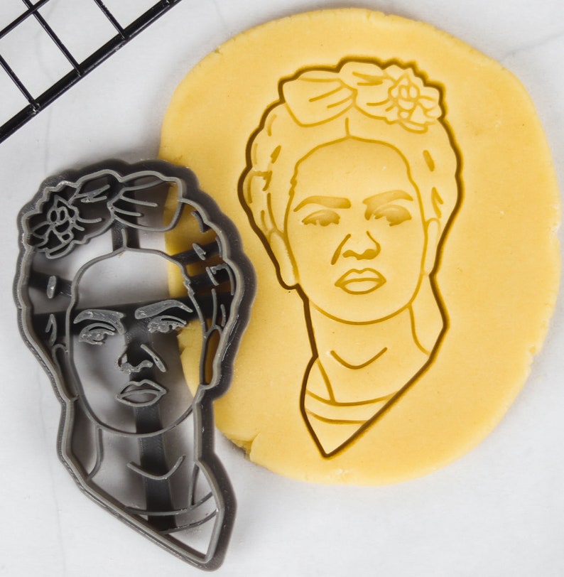 Cortadores de galletas con retratos personalizados: tu foto como obra maestra de repostería única imagen 2
