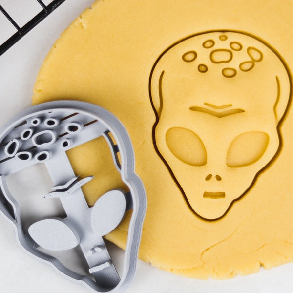 Alien-Themed Cookie Cutter - Alien Head and More!