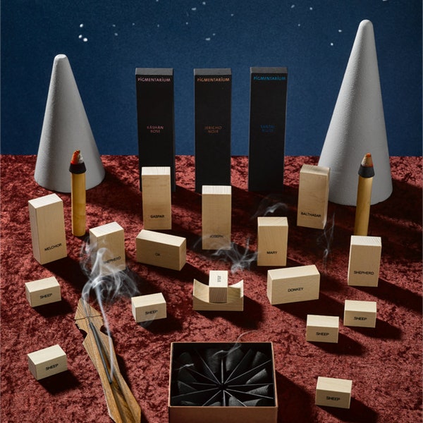 The Nativity Story - wooden blocks. Create minimalistic decoration, play with children, tell the story