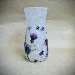 Jarrón con cardo morado y abeja, regalos decoupage, regalo escocés, florero
