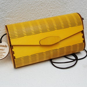 Handtasche aus Holz, Holztasche, Damen Handtasche, Umhängetasche für Frauen, Clutch für Sie, Abendhandtasche, Trachtenhandtasche aus Holz Bild 9