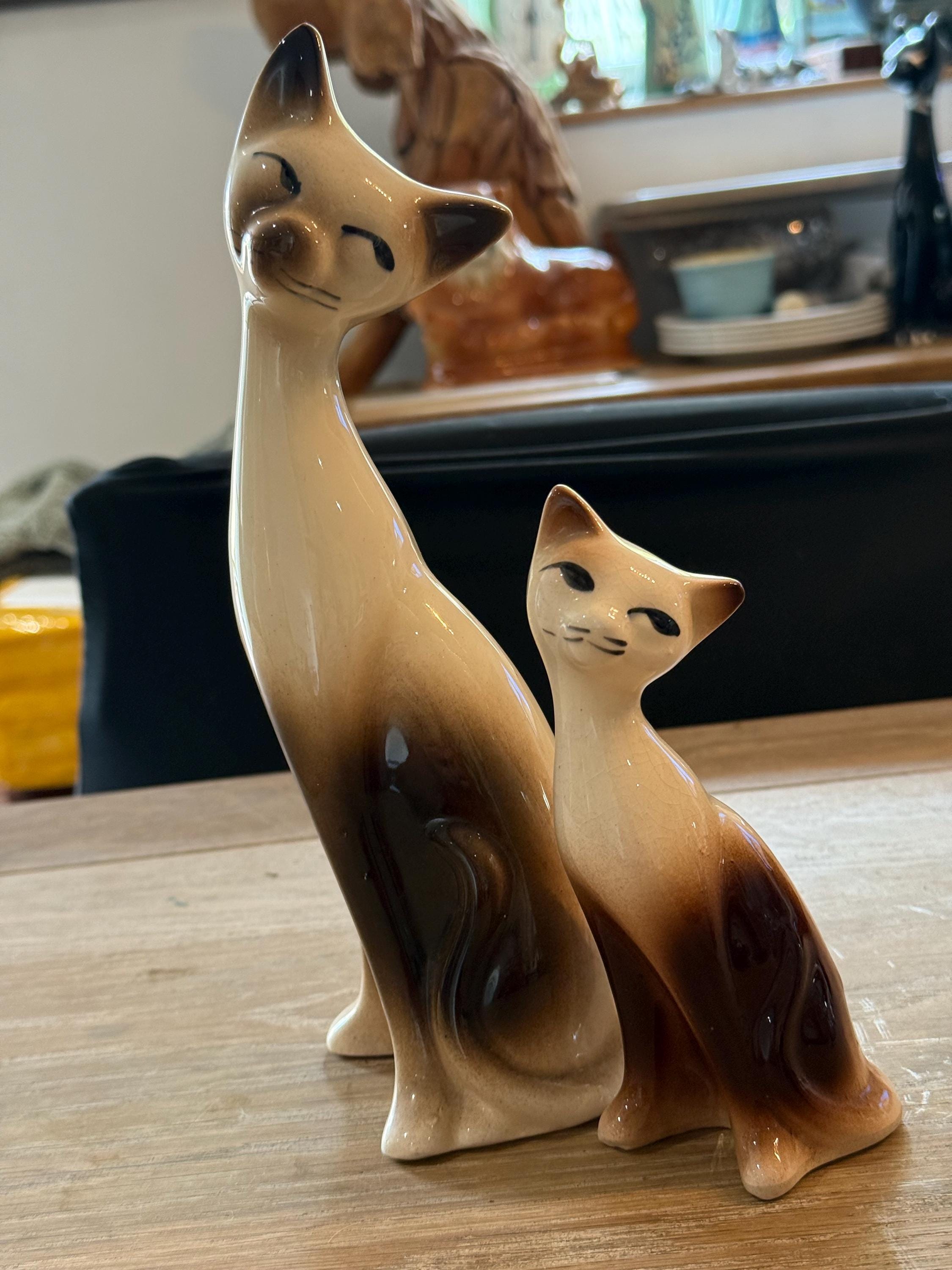 Siamese Pair of Cats 1960s Vintage and Collectible in Good