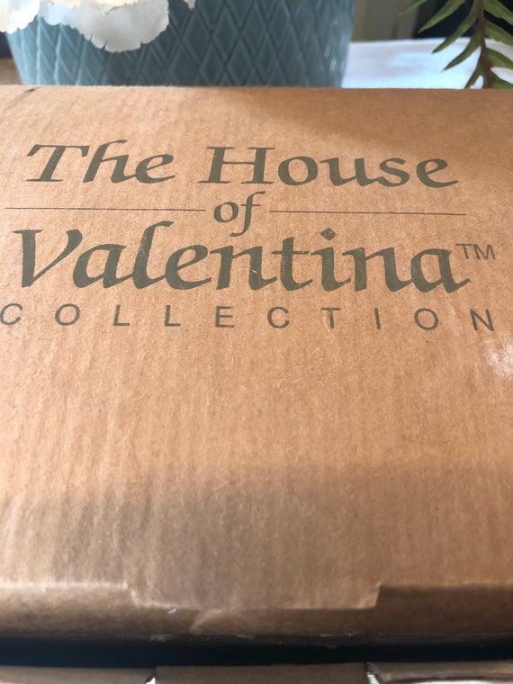 Cat and Kittens House Oh Valentina Collection - Etsy UK