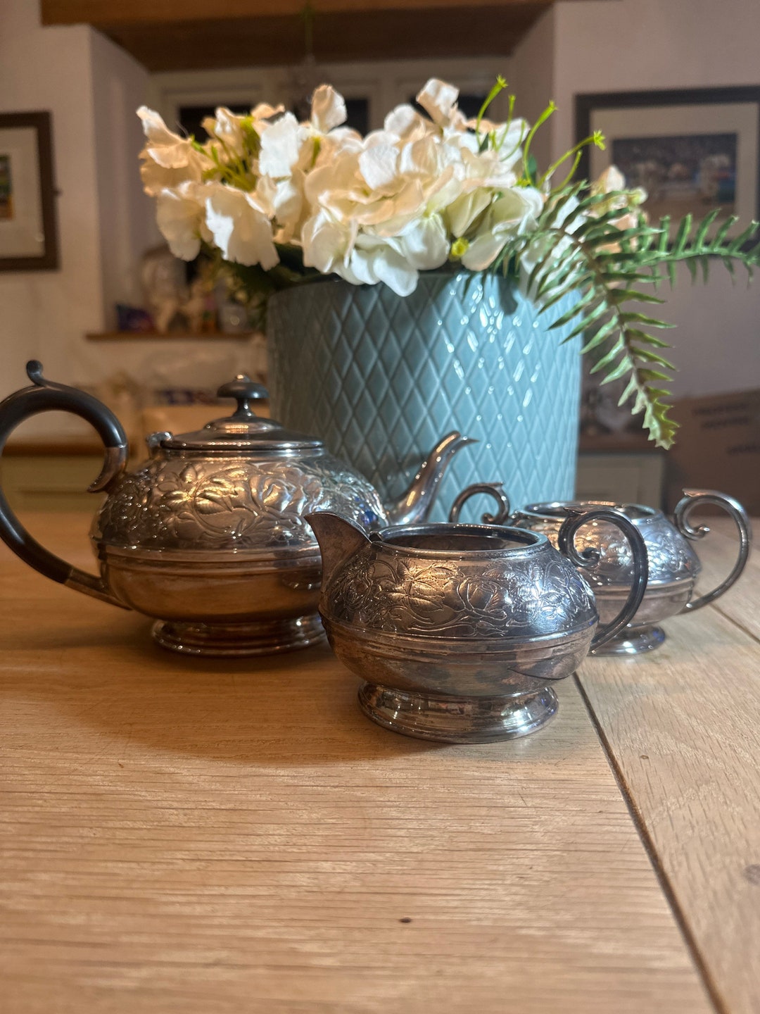 CIVIC 】エンボスのティーセット 3点【シルバープレート】ティーポット