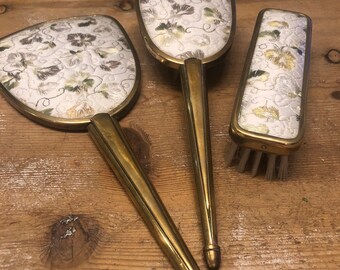 Dressing table set mirror, hair brush snd cloths brush in lovely condition