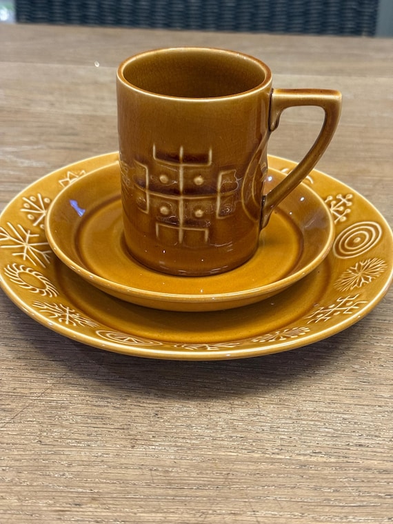 Portmerion Totem Cup Saucer Side Plate Trio in Perfect Unused