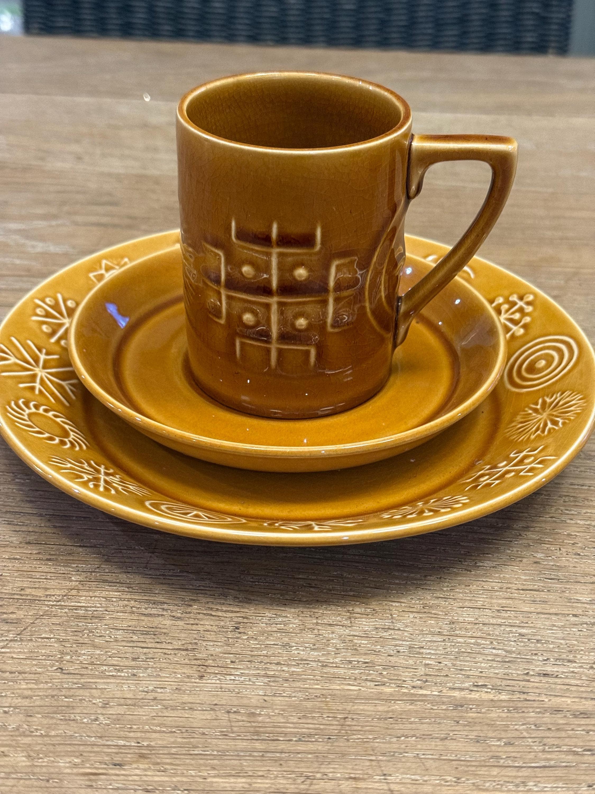 Portmerion Totem Cup Saucer Side Plate Trio in Perfect Unused