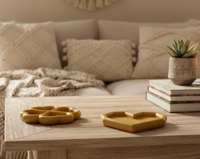 Gothic Ring Holder, Coquette Decor Jewelry Dish, Heart Trinket Tray, Dark Academia Vanity Tray, Concrete Catchall, Girly Room Decor