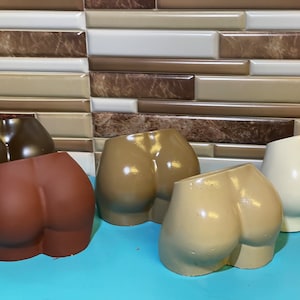 Booty Concrete Planter - Fun and Cheeky Home Decor for Plants, Cacti and Succulents