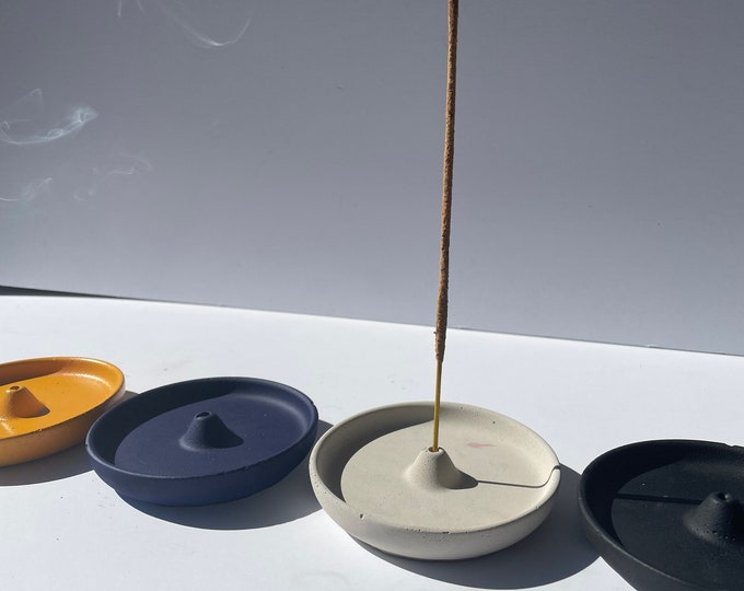 Round Concrete Incense holder - 2023 Color Collection
