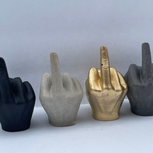 Ring Holder Middle Finger