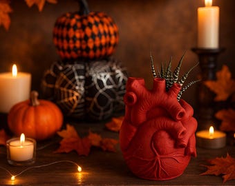 Halloween Anatomical Heart Planter, Spooky Concrete Succulent Pot, Gothic Home Decor