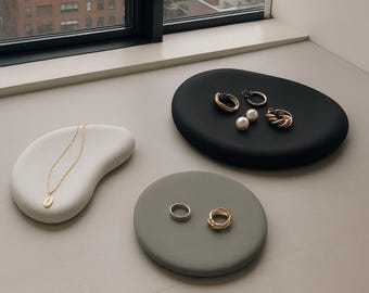 Luxury Minimalist Concrete Tray | Modern Catchall Dish | Handmade Decorative Tray for Jewelry, Keys, Soap, Candles