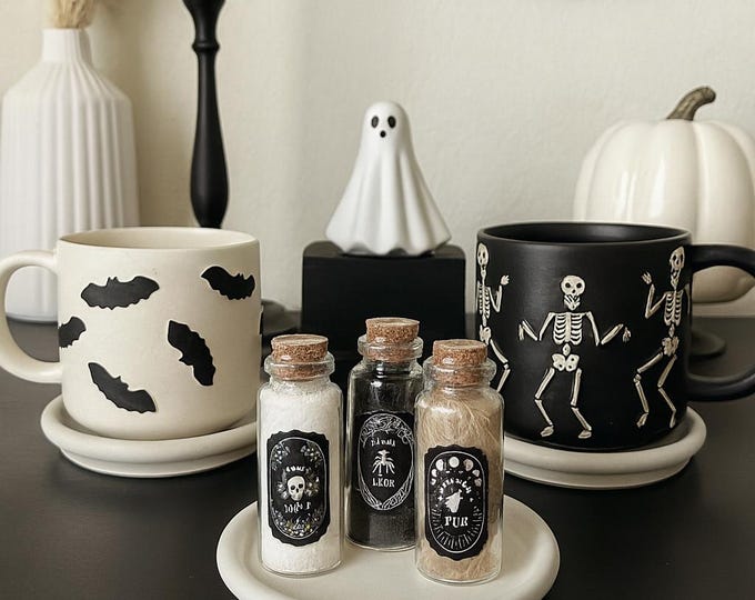 Handmade Concrete Catch-All Tray: Modern Minimalist Home Decor