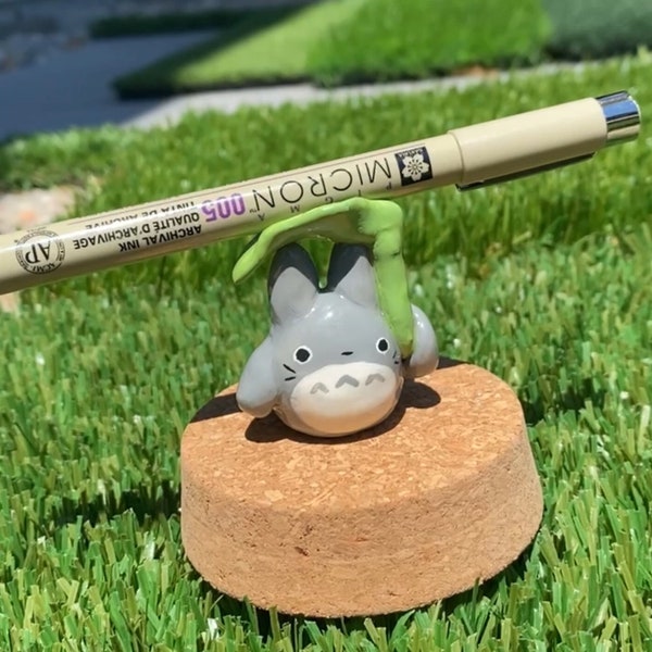 Totoro pen holder