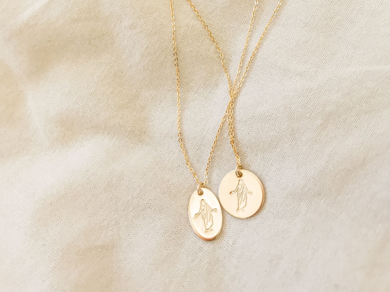 Dainty Christus Necklace, Christian Necklace, Faith Necklace, Christ Necklace, Christus Necklace, Jesus Necklace, Jesus Pendant, Gold Christ zdjęcie 6