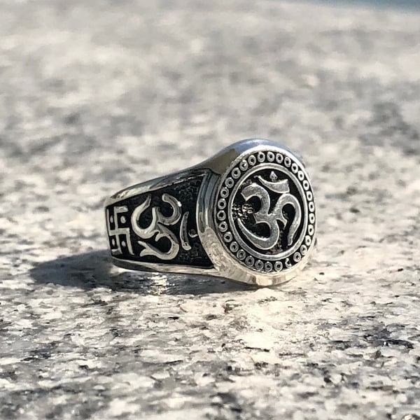 Handcrafted 925 Sterling Silver Om/Ohm Buddhism Hindu Symbol Yoga Unisex Ring