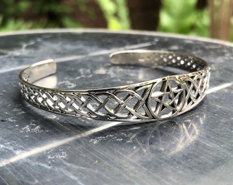 Handcrafted 925 Sterling Silver Wiccan Pentagram Pentacle Celtic Knot Design Bangles Cuff Bracelet (Adjustable)