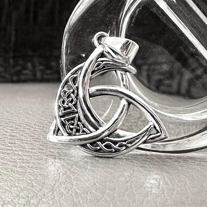 Handcrafted 925 Sterling Silver Triquetra Pendant Celtic Knot Design ...