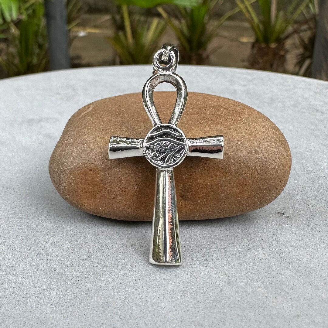 Handcrafted 925 Sterling Silver Eye of Horus Ankh Pendant Egyptian God