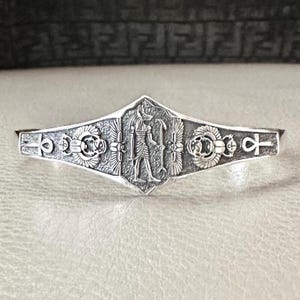 Pulsera Anubis hecha a mano en plata de ley 925, con amuleto y talismanes de dios egipcio, accesorio de joyería de plata de VINTZ.