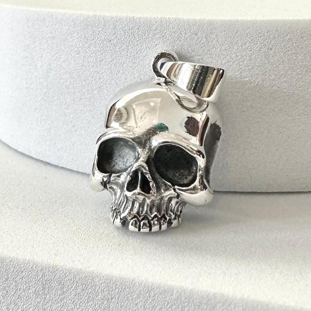 925 Sterling Silver Wounded Skull Pendant Mens Biker Punk