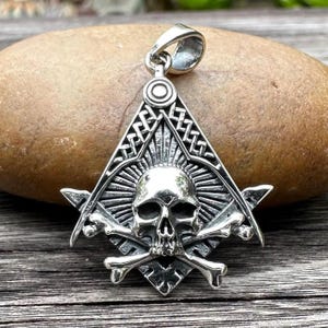 Handcrafted 925 Sterling Silver | Freemason & Skull Pendant | Masonic Illuminati Brotherhood Necklace | Jewelry Accessory | VINTZ