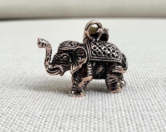 Handcrafted Bronze Elephant Thailand Wild Life Animal Pendant/Necklace Fashion Jewelry Accessory Gift VINTZ