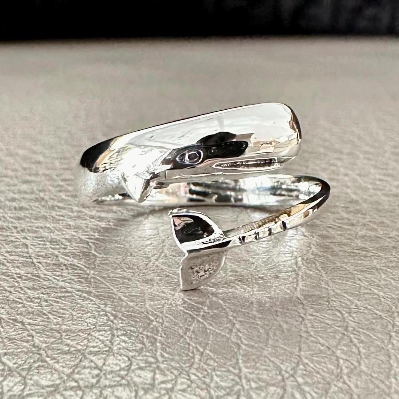 Handcrafted 925 Sterling Silver Sperm Whale Ring Marine Animal Mammal Whale Women Ring Silver Fashion Jewelry Accessories Gift by VINTZ
