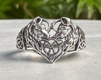 Handcrafted 925 Sterling Silver | Twin Wolf Heart Ring | Viking Fenrir | Women Fashion Jewelry | VINTZ