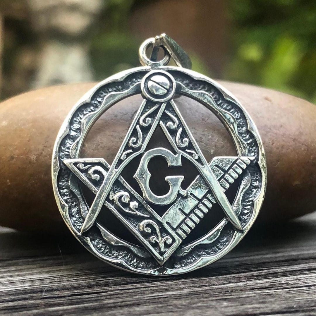 SHRINE／ICONIC NECKLACE SILVER／SV925 Arknights Necklace Mlynar Model Silver SV925 Pendant U