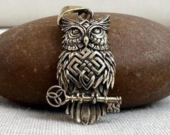 Handcrafted Brass Owl & Key Bird Celtic Knot Pendant/Necklace Fashion Jewelry Accessories Gift VINTZ