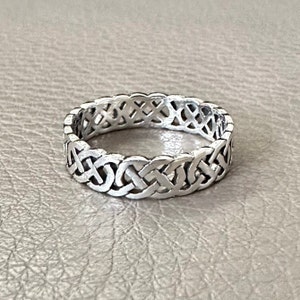 Handcrafted 925 Sterling Silver Celtic Knot Ring Infinity Knot Viking Knot Design Irish Style Ring Silver Jewelry Accessories Gift by VINTZ
