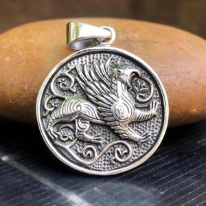 Handcrafted 925 Sterling Silver Griffin Pendant Gryphon Legendary Creature Pendant/Necklace Silver Jewelry Accessories Gift by VINTZ