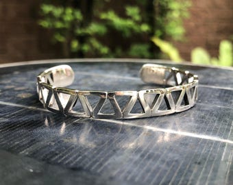 アクセサリー silver925 trinity bangle Amazon.com: Jade Angel Solid 925 Sterling Silver Bangles