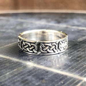 Handcrafted 925 Sterling Silver Celtic Knot Ring Endless Infinity Viking Knot Design Irish Ring Silver Jewelry Accessories Gift by VINTZ