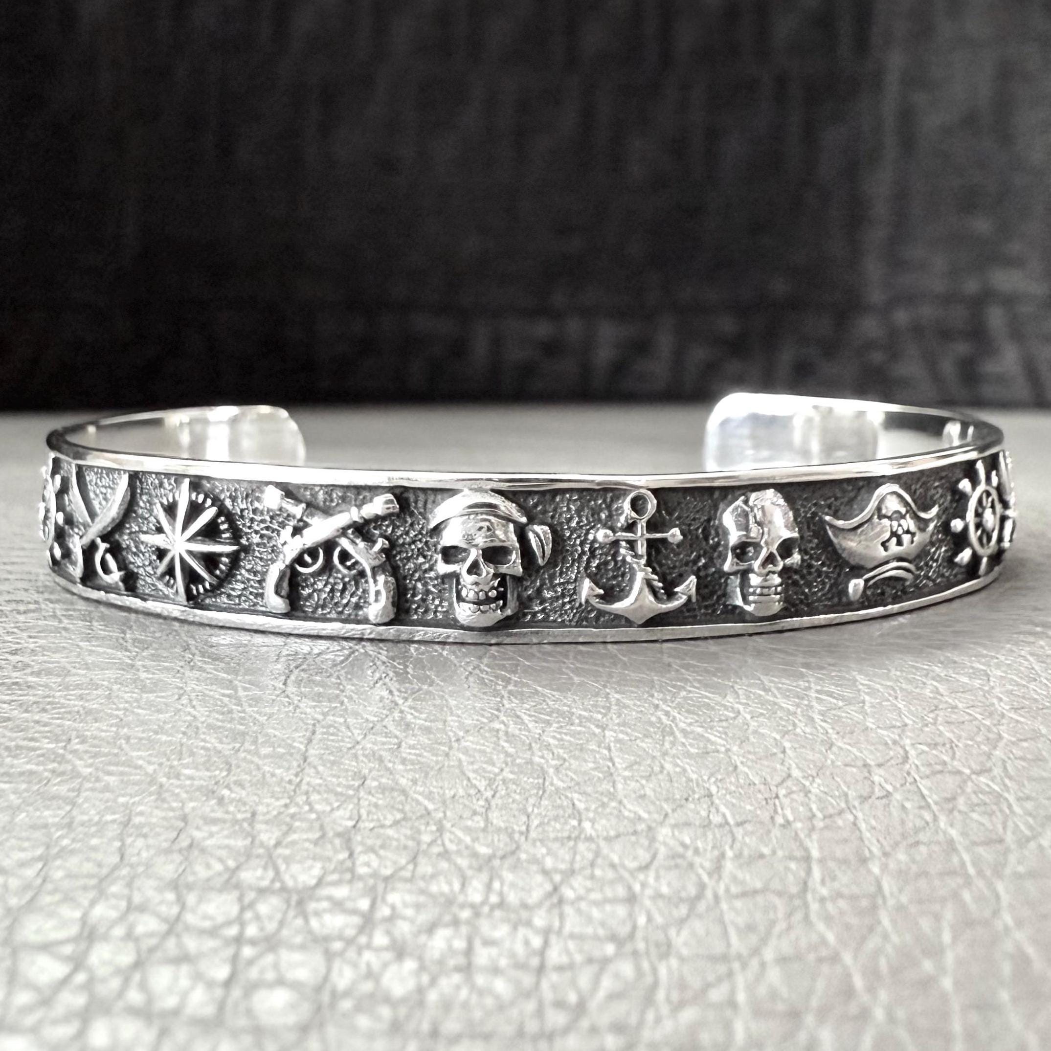 Handcrafted 925 Sterling Silver Pirate Skull Bracelet Punk Skull