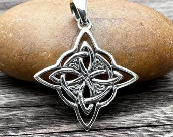 手作り925スターリングシルバー魔女の結び目ペンダント魔法
