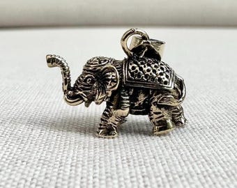Handcrafted Brass Elephant Thailand Wild Life Animal Pendant/Necklace Fashion Jewelry Accessory Gift VINTZ