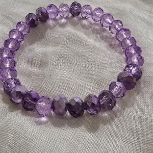 Purple Faceted Crystal Glass Strech Stackable Bead Bracelet.