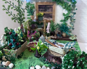 Miniature: Backyard Picnic Miniature - fully assembled - Stine Original Design