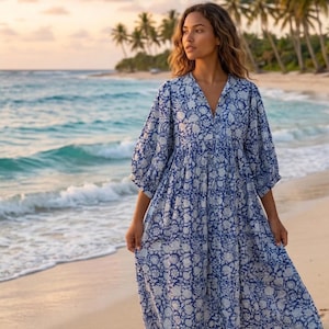 Midi-jurk van katoengaas met handblokprint: grote maten zomeromslag