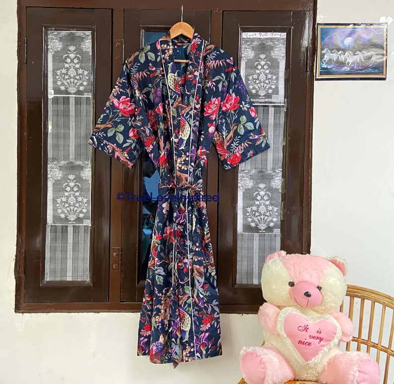 EXPRESS DELIVERY Women Wear Beautiful Handmade Kimono robe ladies night gown Bridesmaid robe Paradise Bird Cotton Kimono Robe