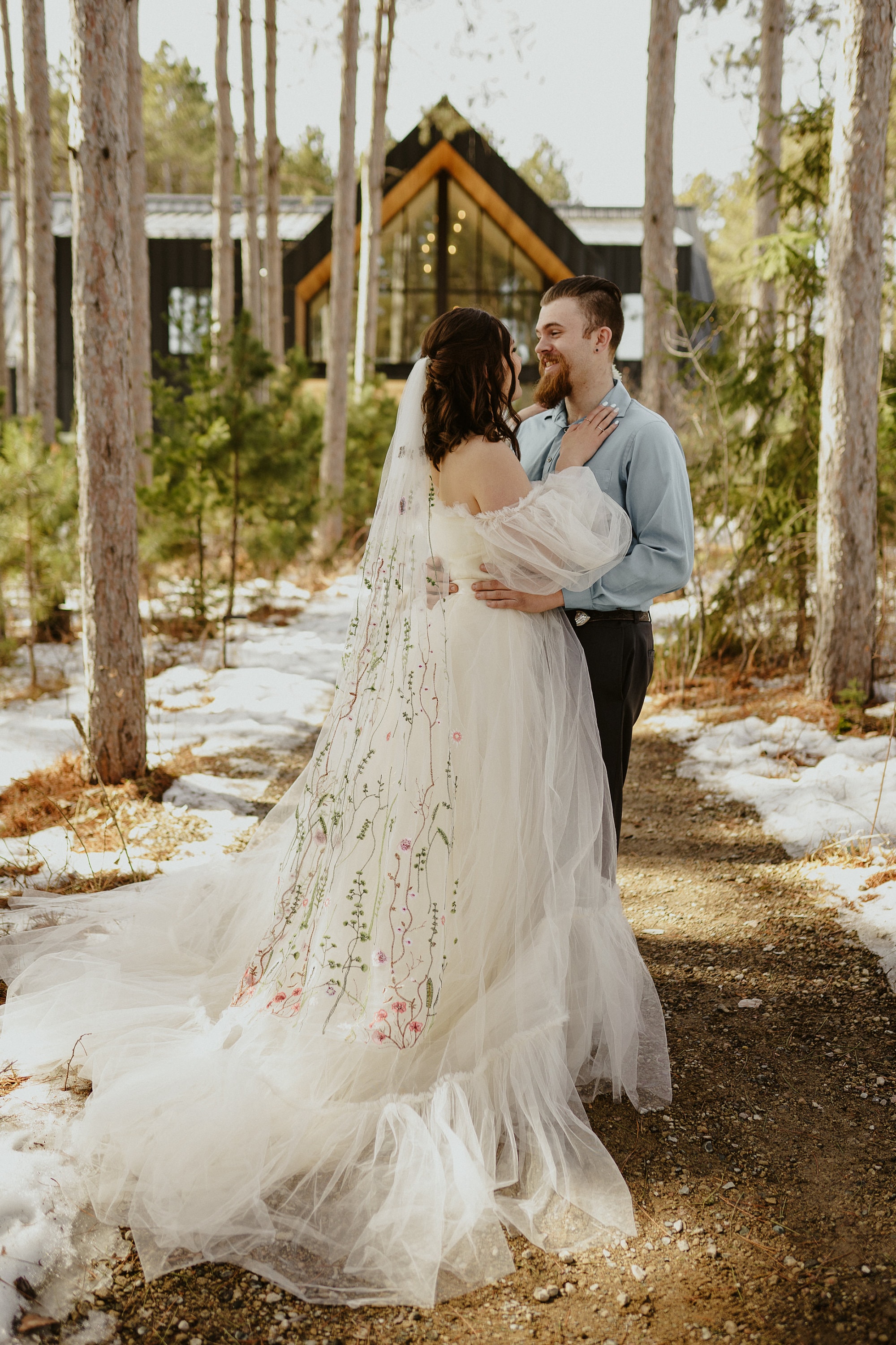 MUTED WILDFLOWER: Bridal Veil, Embroidered Flower Veil, Floral Veil, Bridal  Veil With Flowers, Unique Wedding Veil, Boho Bridal Veil - Etsy, image size:2000x3000