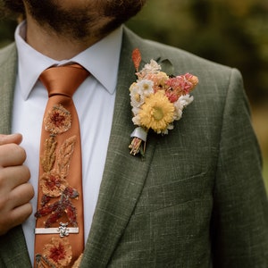 AUTUMN LEAVES FALLING: prom tie, groom tie, groomsmen tie, floral tie, embroidery tie, fall tie, wedding tie, bridal veil, bow tie