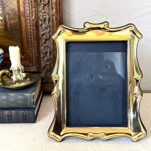 Vintage Decorative Scroll Design Brass 5x7 Picture Frame