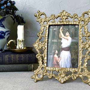 Beautiful Vintage Ornate Victorian Brass Frame w/ Regency Lady Print
