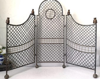Beautiful Vintage Wrought Iron and Brass Grandmillennial Arch and Lattice Design Three Panel Folding Firescreen