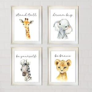 Safari Baby Animals, Bądź odważny, bądź sobą, śnij o wielkich rzeczach, stań wysoko, cytat do pokoju dziecięcego, neutralny, do wydrukowania, plakat do pokoju zabaw, sztuka ścienna safari animal